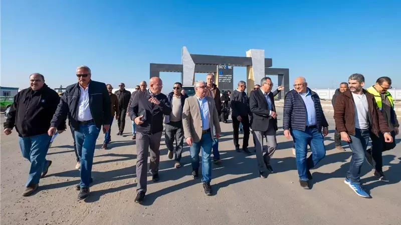 جولة تفقدية لرئيس اقتصادية قناة السويس بالقنطرة غرب