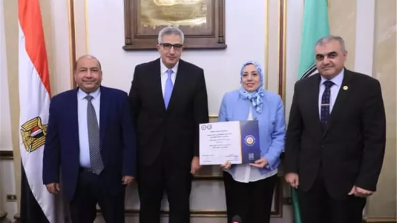 جامعة بنها:اعتماد مركز تنمية قدرات أعضاء هيئة التدريس كمركز معتمد