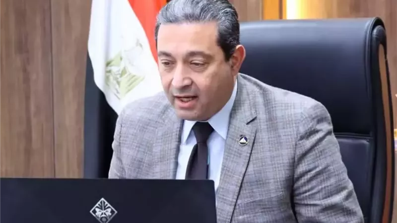 محافظ دمياط يشهد الندوة الإلكترونية لمدن التعلم باليونسكو