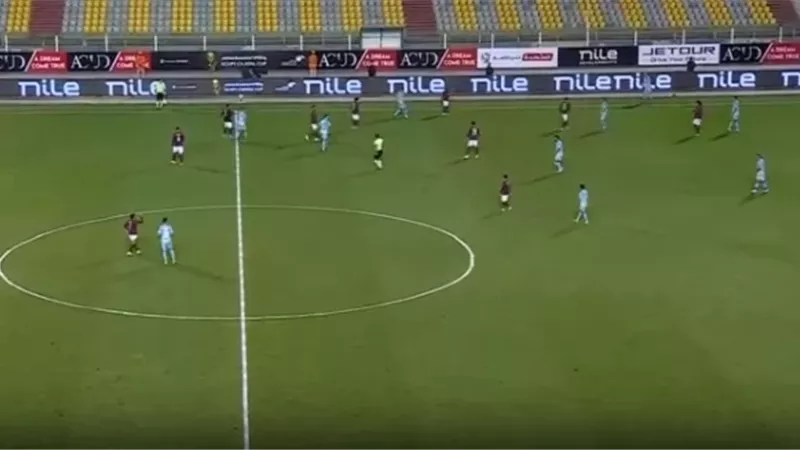 التعادل السلبي يسيطر على مجريات الشوط الأول بين الأهلي وسيراميكا