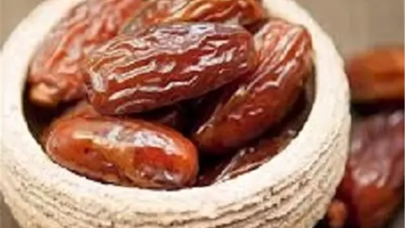 أبحاث .. توقيت تناول التمر يلعب دورا مهما في تحديد الفائدة