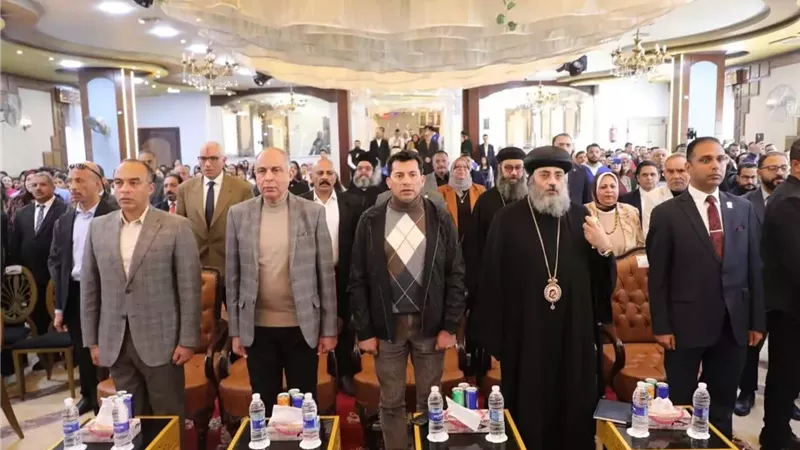 وزير الشباب ومحافظ المنيا يفتتحان ملتقى التوظيف بأبوقرقاص