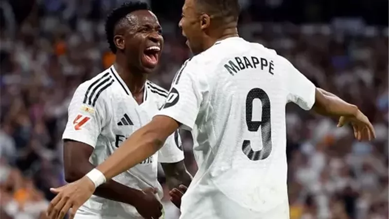 تشكيل ريال مدريد أمام إشبيلية.. مبابي وفينسيوس يقودان الهجوم