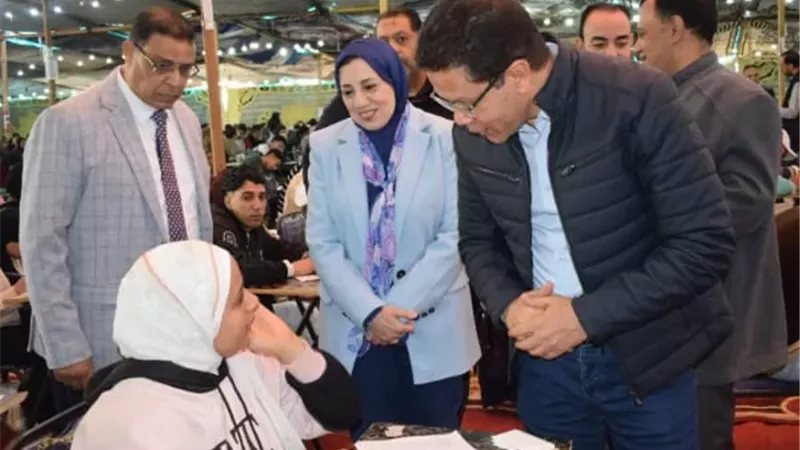 جامعة بنها يتفقد امتحانات الفصل الدراسي الأول بكليتي التمريض والتربية