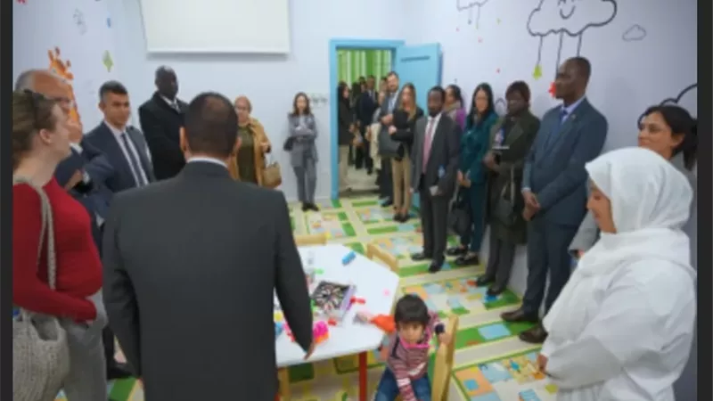 وفد السفراءوالدبلوماسيين الأجانب يزورمركزالإصلاح والتأهيل بالعاشر