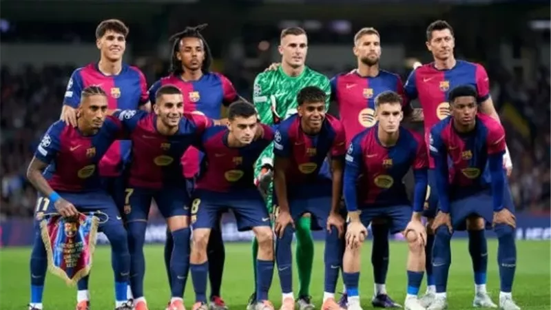برشلونة يسعى لمواصلة الصدارة على الدوري الإسباني أمام فياريال
