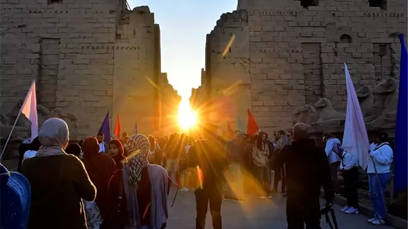 الشمس تتعامد على قدس الأقداس بمعابد الكرنك والإعلان عن فصل الشتاء