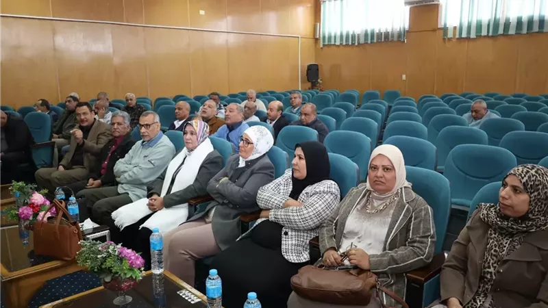 ورشة عمل تدريبية لتطبيق حوكمة القرارات الجامعية «قرار» بجامعة قنا