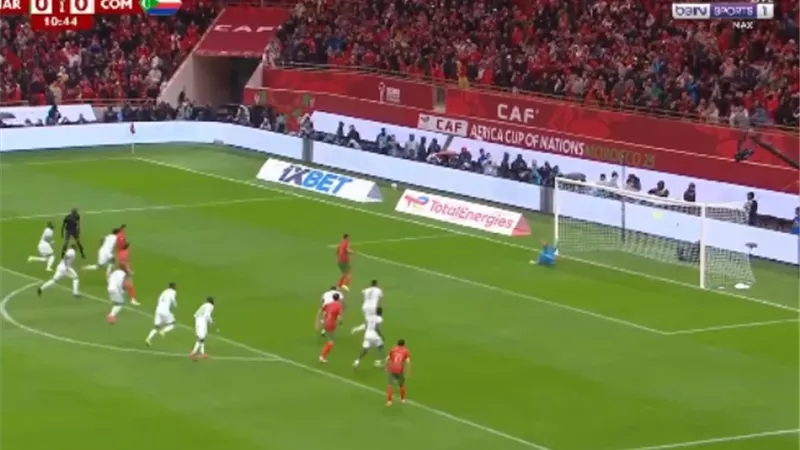 شاهد.. سفيان رحيمي يهدر ركلة الجزاء لصالح المغرب أمام جزر القمر