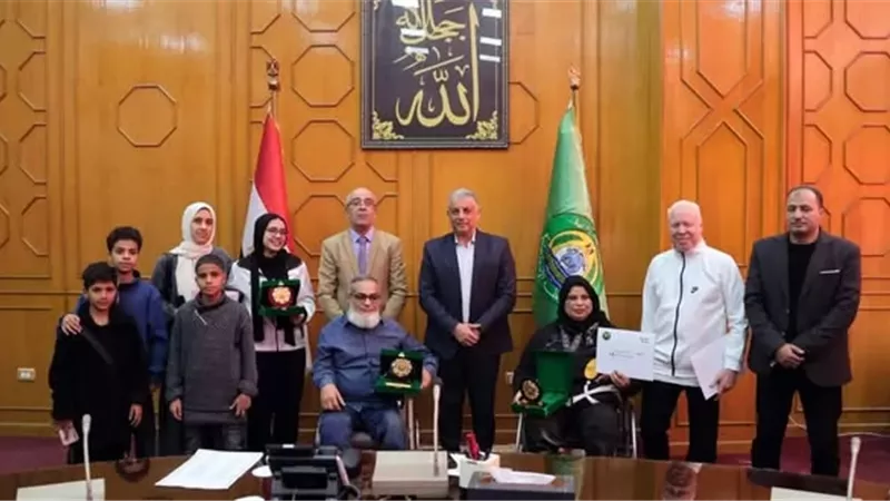 محافظ الإسماعيلية يكرم الحاصلين على بطولات عالمية..صور