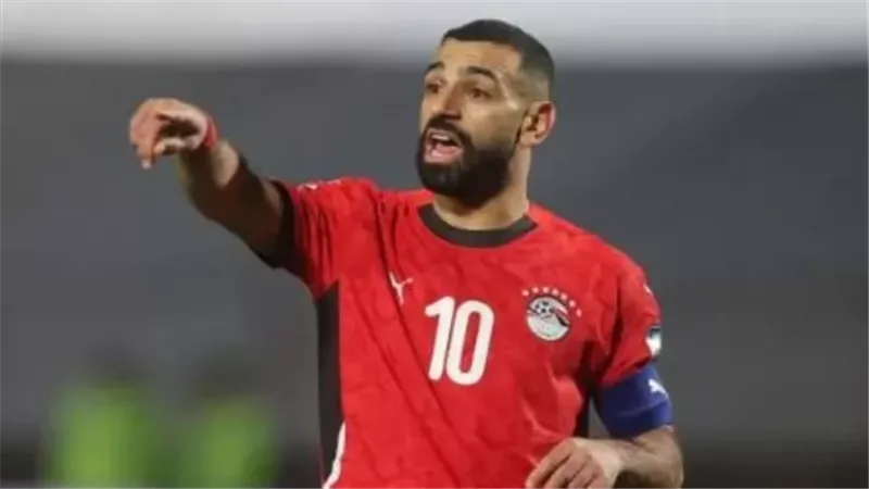 منتخب مصر يضرب دفاعات زيمبابوي بالثلاثي.. صلاح و مرموش و تريزيجيه