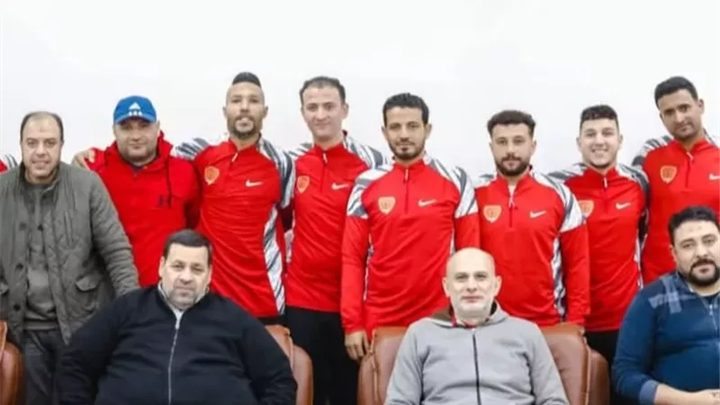 مجلس المنصورة يجتمع مع الجهاز الفني لأكاديمية كرة القدم