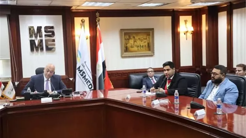 رحمي: تنسيق جهات الدولة لدعم رواد الأعمال وتسهيل تصدير منتجاتهم