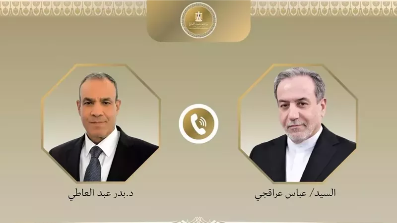 وزير الخارجية يبحث مع نظيره الإيراني تطورات الملف النووي