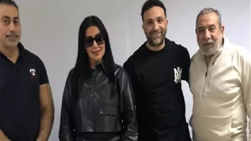 سمية الخشاب تتعاقد على مسلسلها الجديد