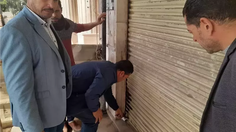 ازالة ١١ مغسلة سيارات غير مرخصة خلال حملة بأبو حمص