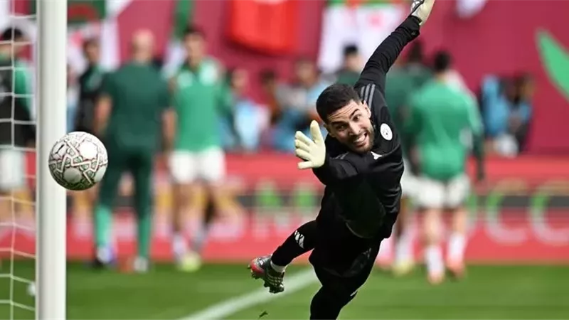زيدان يكشف سر انضمامه لمنتخب الجزائر