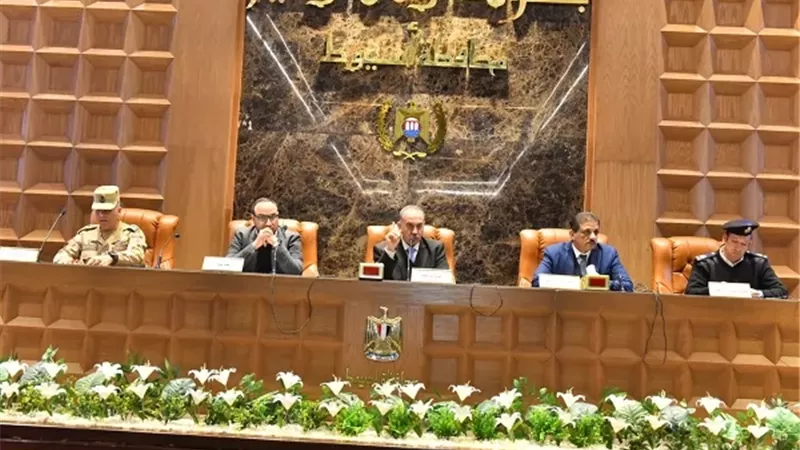 محافظ أسيوط يعلن حزمة قرارات حاسمة لتسريع التنمية