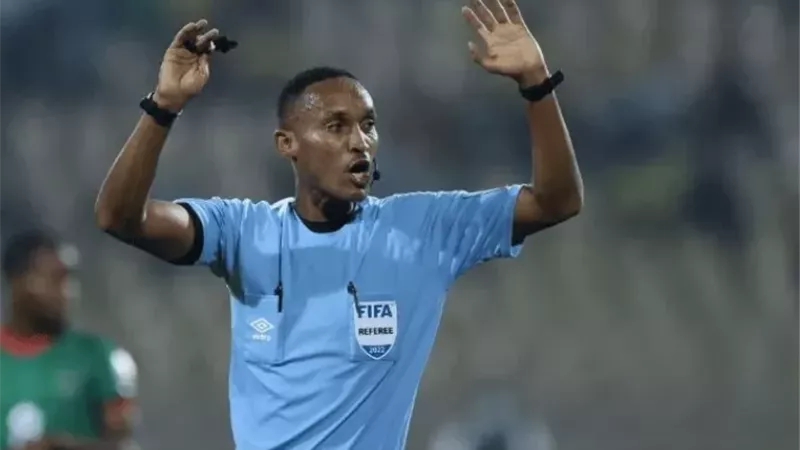 البوروندي باسيفيك ندابيها حكما للقاء مصر والاولاد في أمم افريقيا