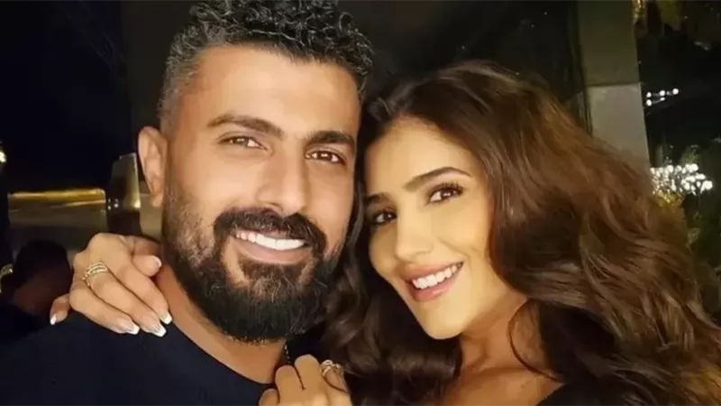 مي عمر ومحمد سامي يحتفلان بالعام الجديد