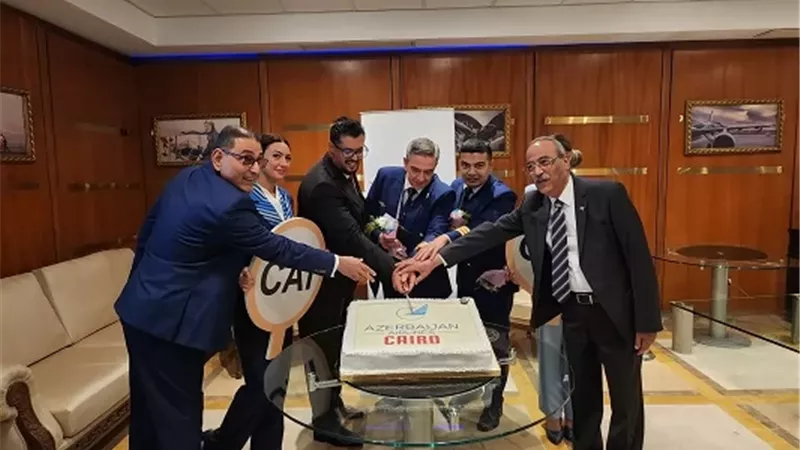 مطار القاهرة يستقبل أولى رحلات طيران أذربيجان العارض