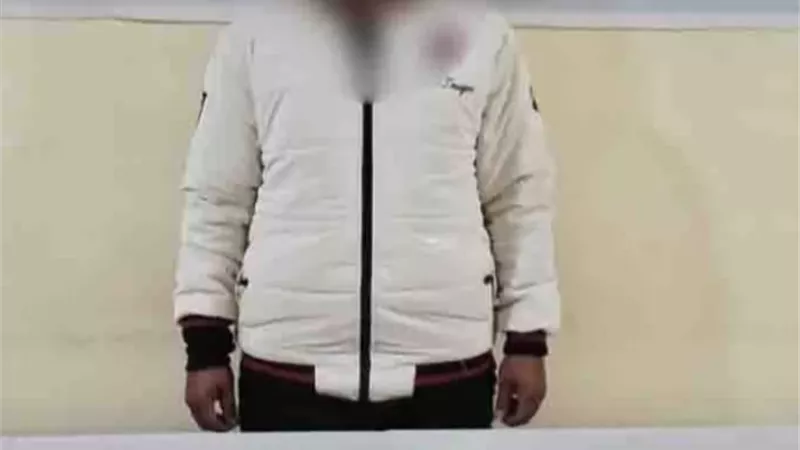 ضبط نصاب انتحل صفة موظف ببنك ولهفه أموال ضحاياه بالمنيا
