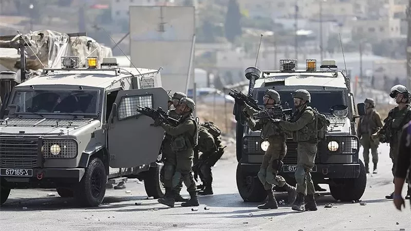 قوات الإحتلال تغلق مداخل قرى وبلدات شمال وغرب رام الله