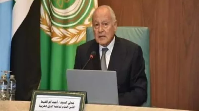 أبو الغيط يدين تفجيرًا إرهابيًا استهدف مسجدًا في حمص