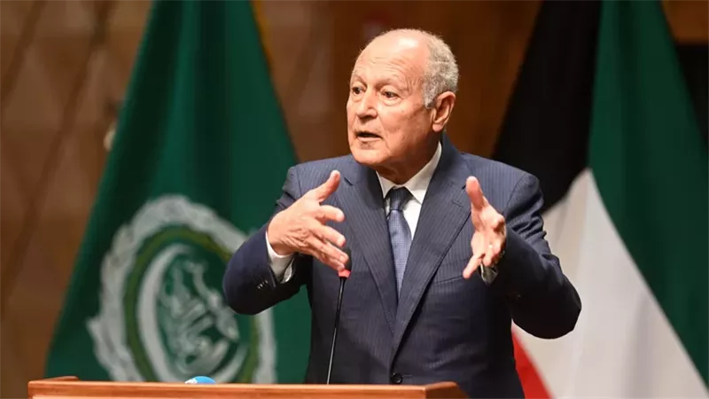 أبو الغيط يدين تفجيرا إرهابيا استهدف مسجدا بحمص