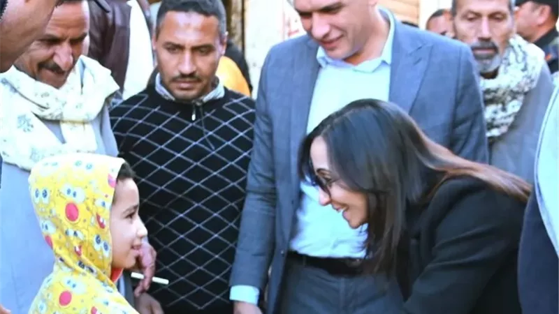 عازر تتفقد لجان بدمنهور وتؤكد على توفير كافة التسهيلات للناخبين