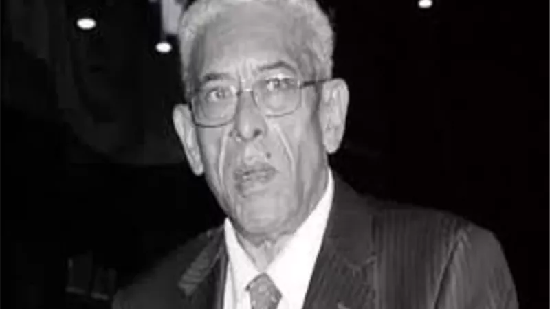 محمد العدل ينعى داود عبد السيد 