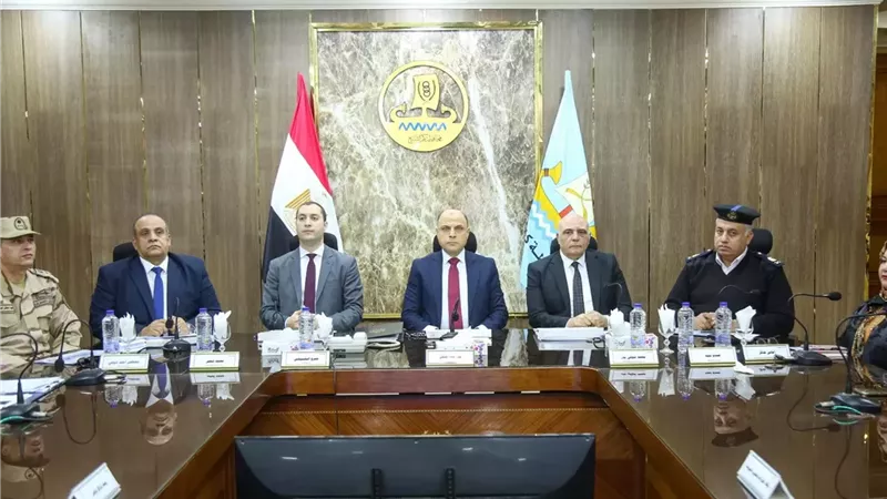 تنفيذى كفرالشيخ يناقش عدد من القرارات والموضوعات الخدميةوالتنموية