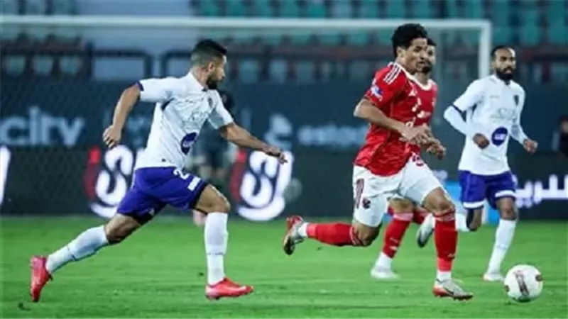 الأهلي يعاقب لاعبيه بسبب الخروج من كأس مصر