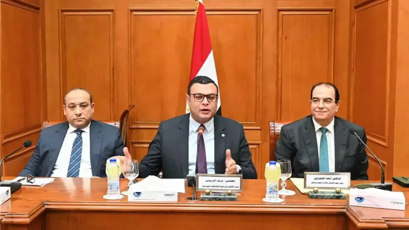 الشربيني يشارك في اجتماع لجنة الإسكان والإدارة المحلية بمجلس الشيوخ