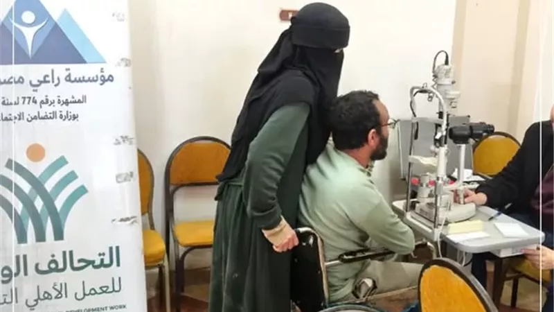 قافلة مؤسسة راعي مصر تعالج أهالي قرية الحجاز بالإسماعيلية