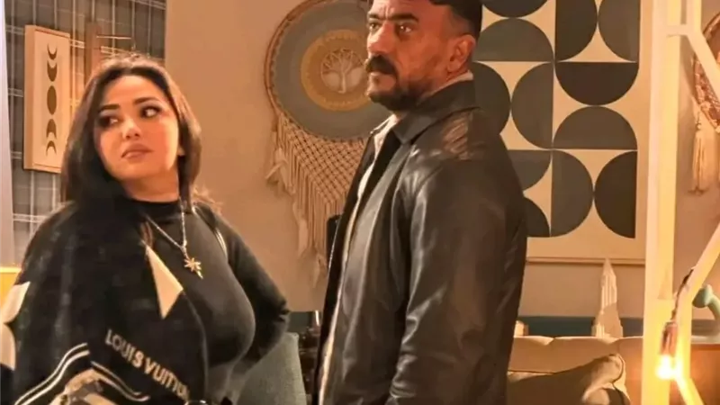 برفقة رحمة محسن .. أحمد العوضى يروج لمسلسله الرمضانى