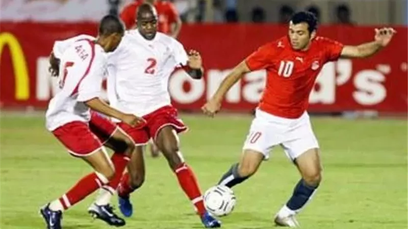 عماد متعب.. الهداف التاريخى فى مواجهات مصر وأنجولا