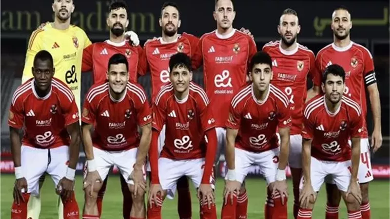 شوبير يكشف مفاجأة بشأن أول الراحلين عن الأهلي