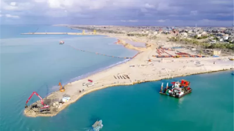إعادة فتح ميناء العريش البحري بعد تحسن الأحوال الجوية