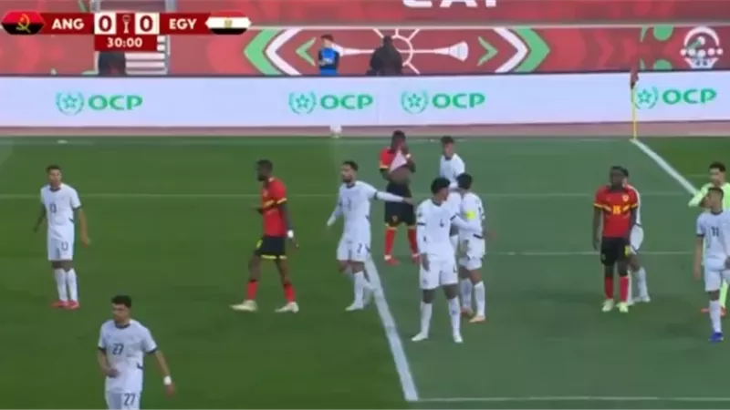 بعد مرور 30 التعادل السلبي يسيطر علي لقاء مصر وأنجولا