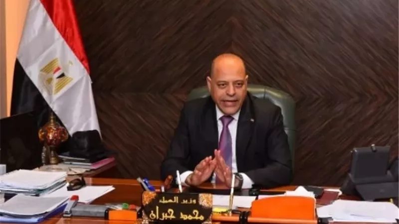 وزارة العمل تصرف1.5مليون جنيه لأسرةعامل ضحية حادث عمل بجنوب سيناء
