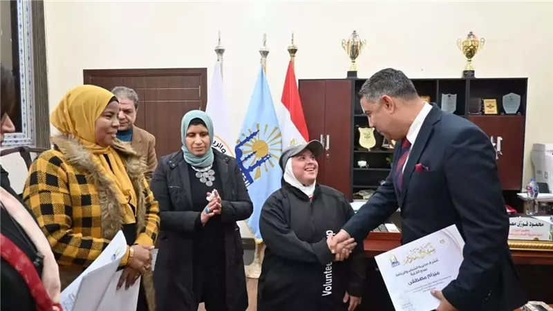 مدير شباب القاهرة يكرم أبطال السلة لذوي الهمم وأبطال العالم