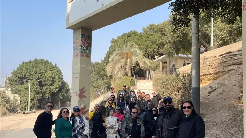 فريق الدراجات الناريه يزور اثار بني حسن