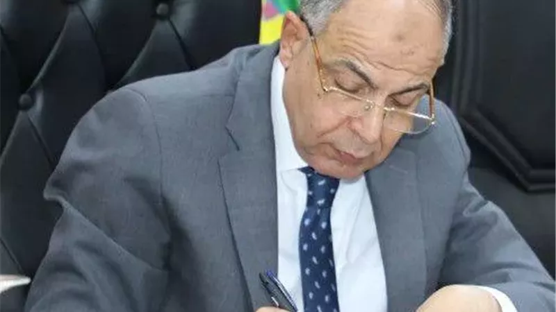 محافظ المنيا يوجه برفع درجة الاستعداد لاستقبال أعياد رأس السنة