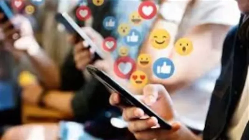 تريندات التفاهة هل اصبحت ظاهرة اجتماعية تحتاج للتوعية؟
