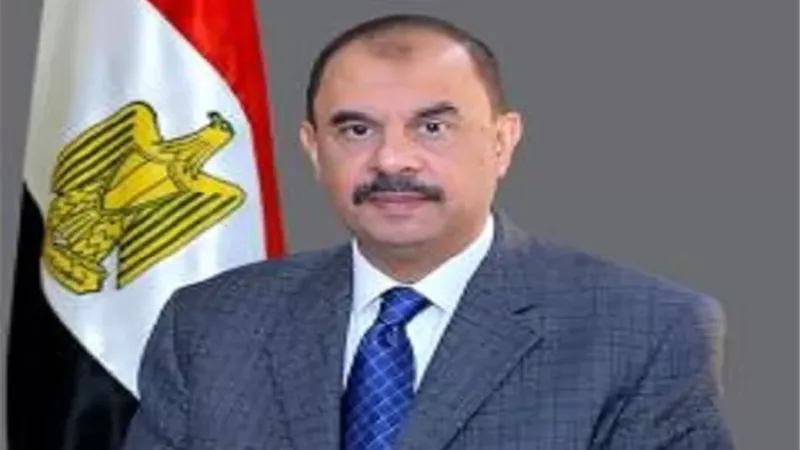 محافظ سوهاج يهنئ الشعب المصري بالعام الميلادي الجديد