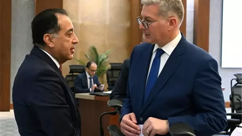 مصر تتصدر عالمياً في نشاط التراخيص والمزايدات 2025–2026