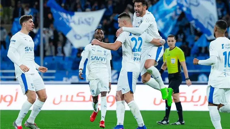 الهلال يكتسح الخلود بثلاثية ويحتل وصافة ترتيب دورى روشن