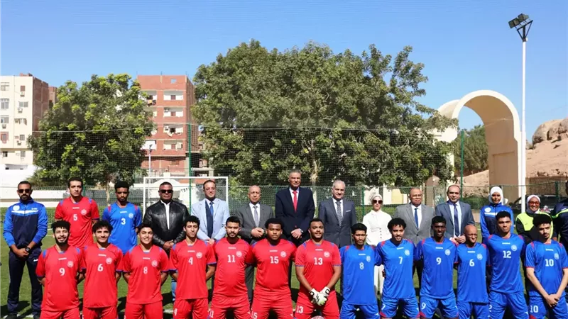 محافظ أسوان يفتتح الملعب الملحق بالأكاديمية العربية للعلوم