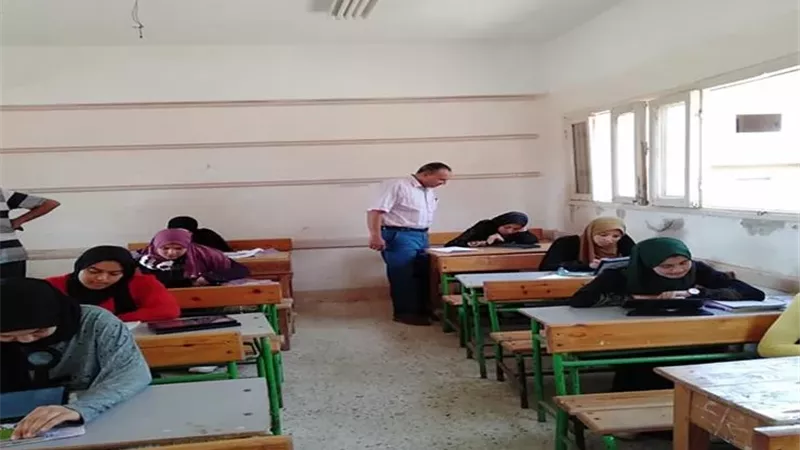 تطبيق نظام البوكليت بامتحانات الدبلومات الفنية 2026